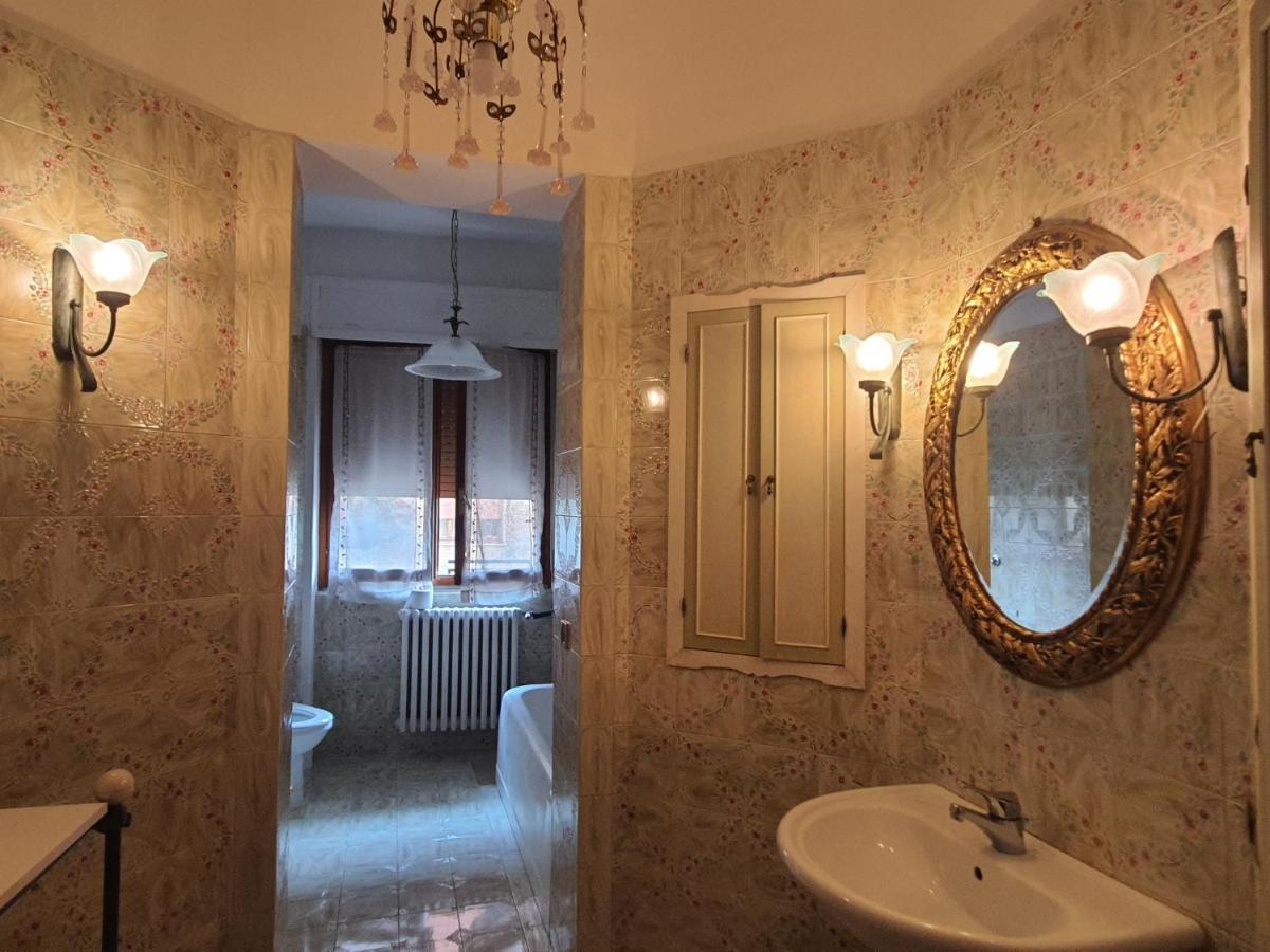 Spazioso Appartamento In Centro Citta San Benedetto del Tronto Bagian luar foto